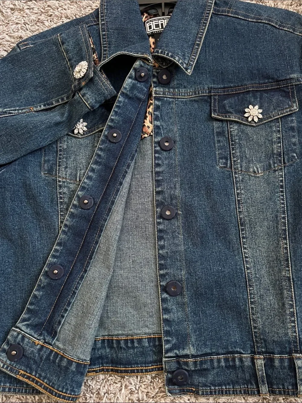 Like New! BERER Rhinestone Flower Button Denim Jacket Animal Print Lining in XL